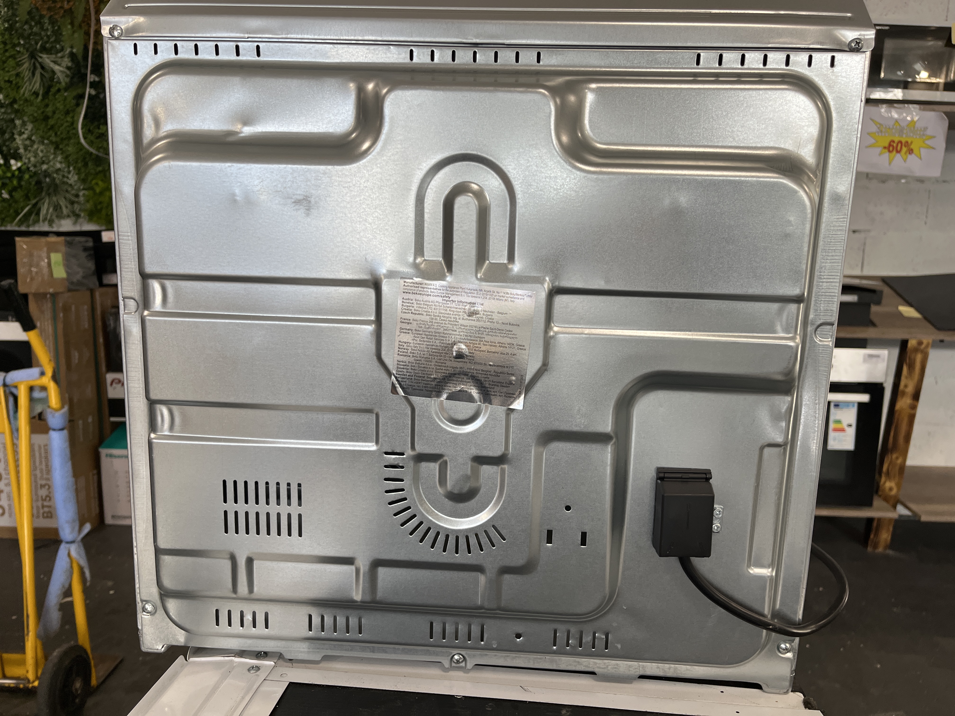 Beko BBIM12300XCE - Four encastrable multifonction