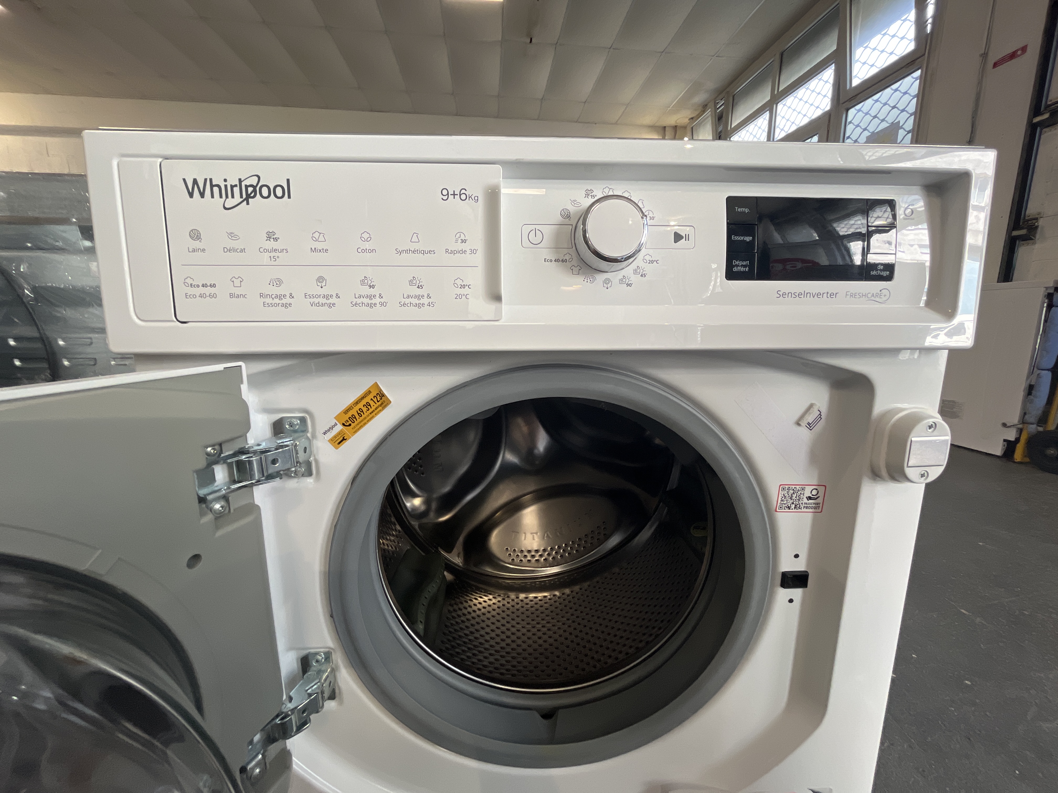 Whirlpool Lave-linge séchant encastrable 9kg FreshCare