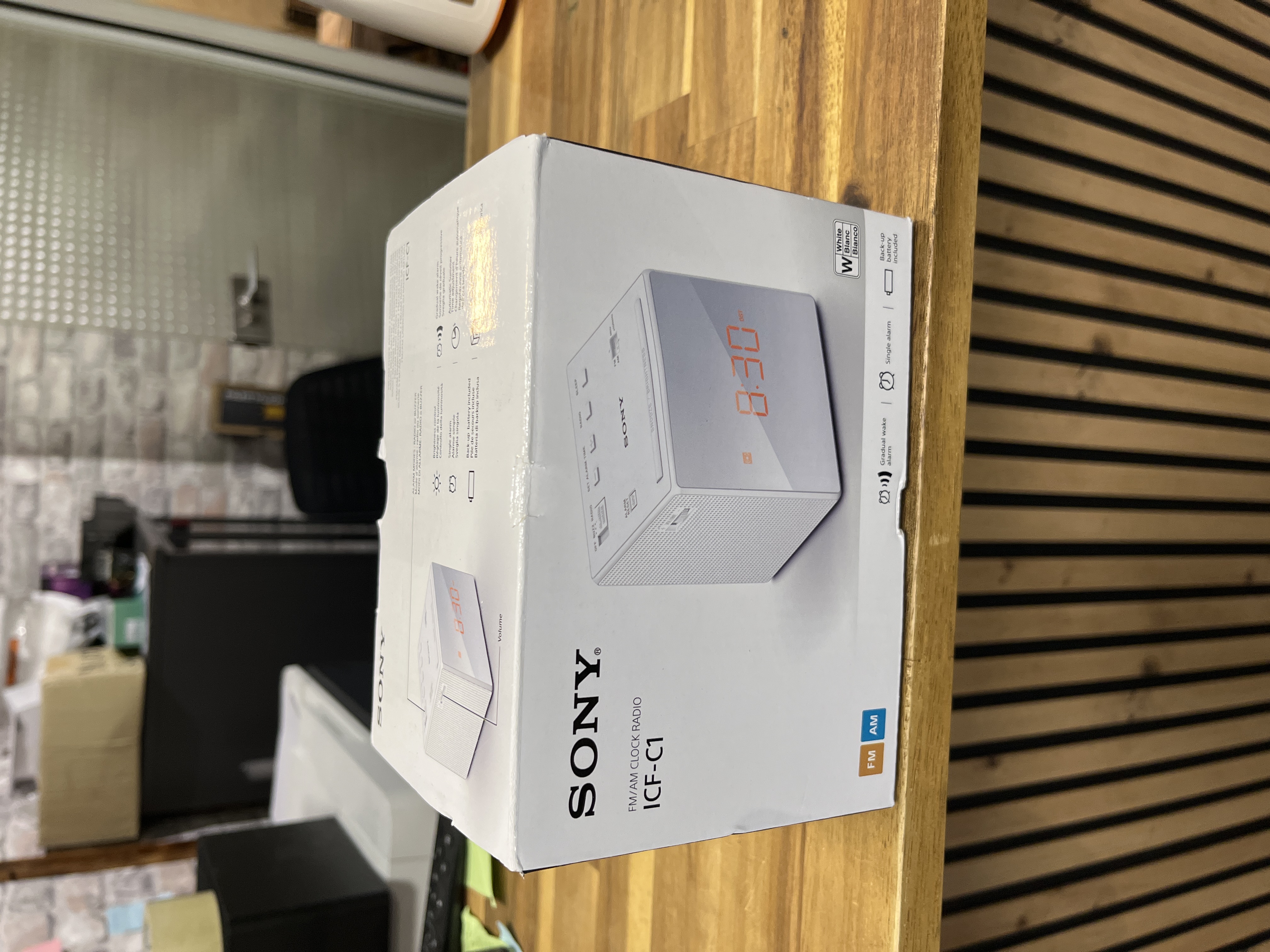 SONY ICFC1W Radio-réveil