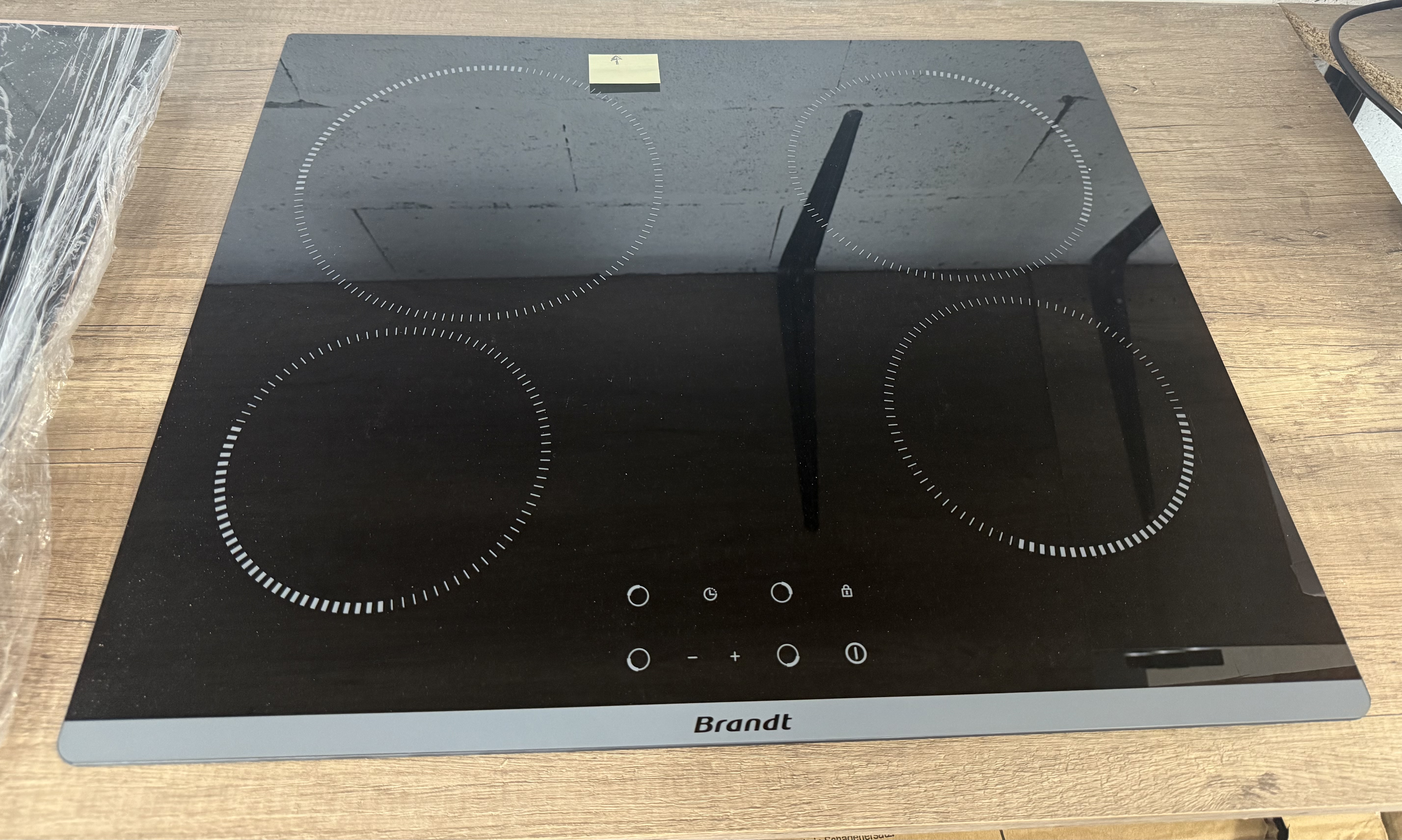 Brandt BPV2421B Vitrocéramique