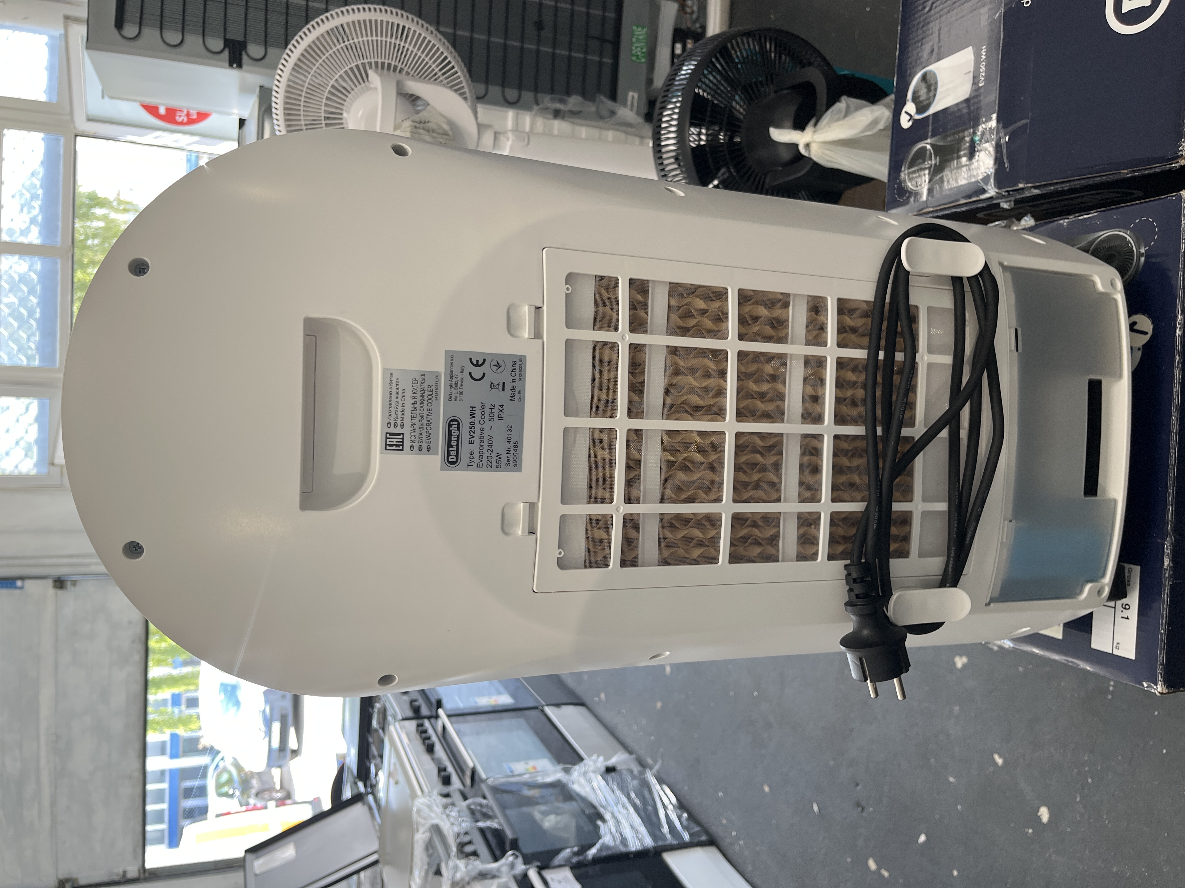Delonghi rafraîchisseur d’air EV250.WH