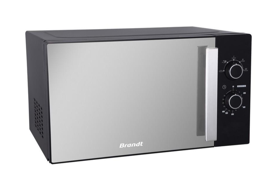 BRANDT Micro-ondes 26l 900w noir - sm2606b